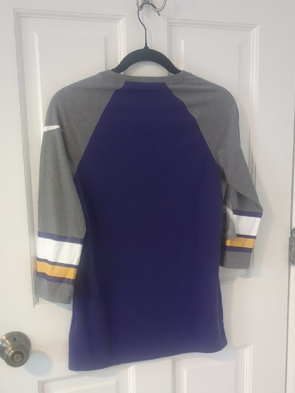 NWT! Nike Women's Purple and Gray Minnesota Vikings Raglan Top - Picture 5 of 5